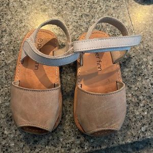 Piper and Finn Sandals